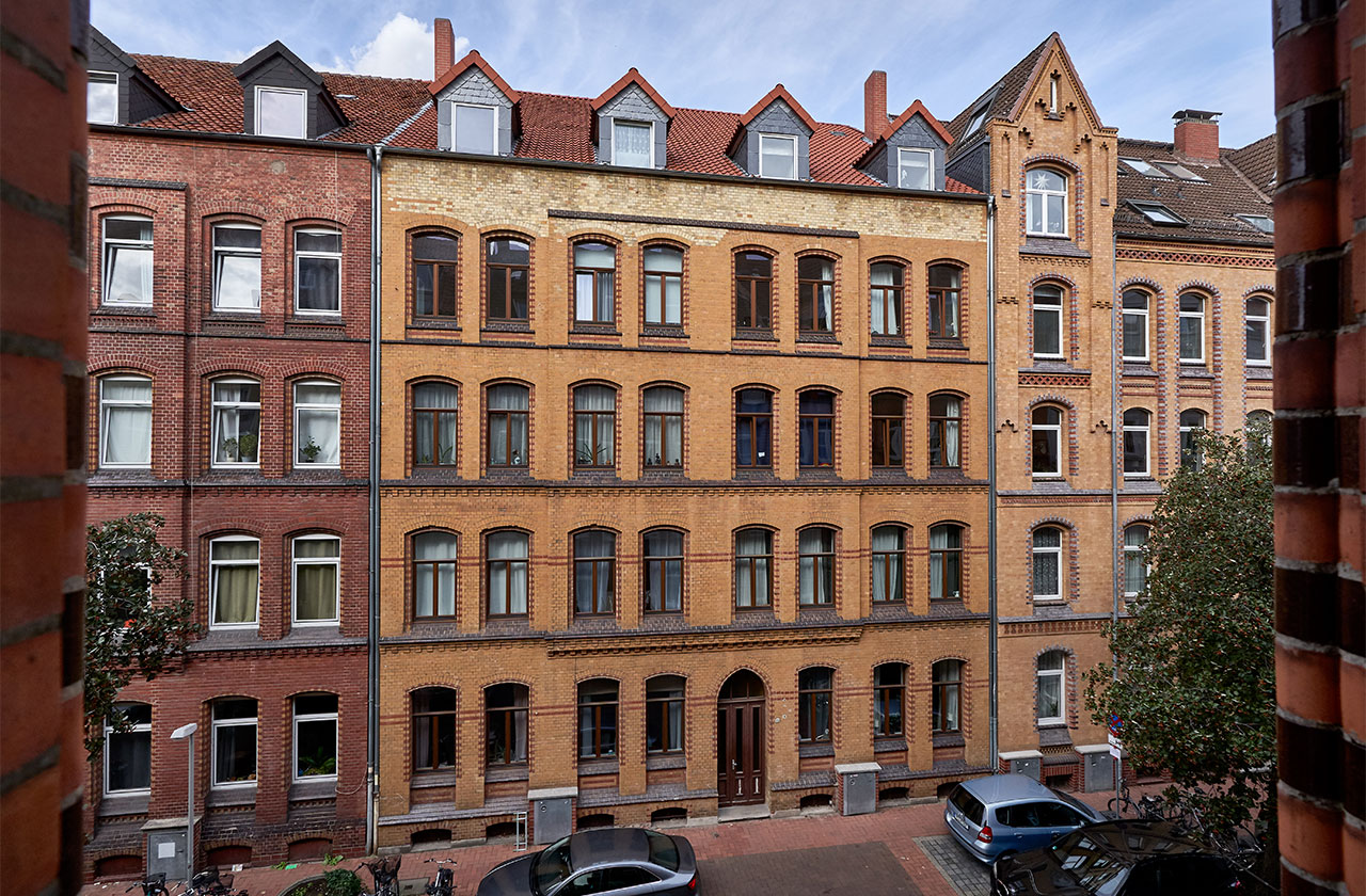 Außenanschsicht des Gebäudes in der Bütersworthstraße